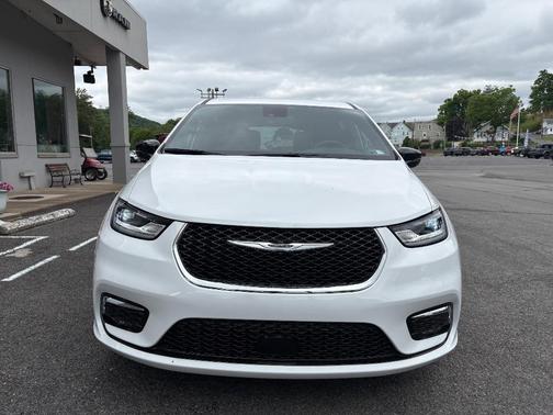 Bright White 2026 Chrysler Pacifica Select