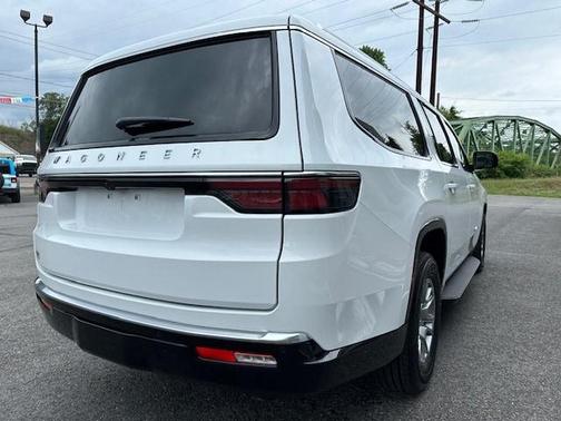 Bright White 2024 Jeep Wagoneer L Base