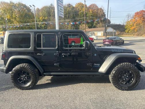 2024 Jeep Wrangler 4xe Sport