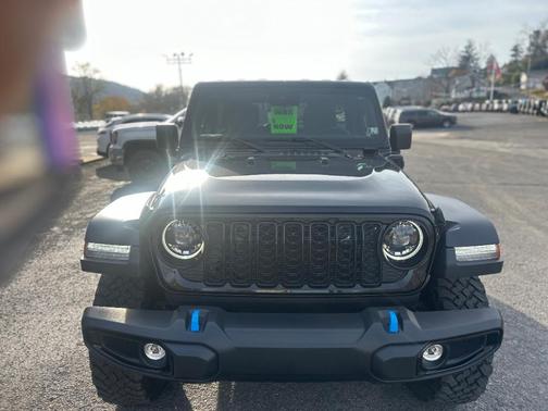 2024 Jeep Wrangler 4xe Sport