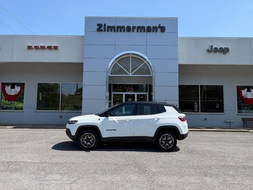 Bright White 2025 Jeep Compass Trailhawk