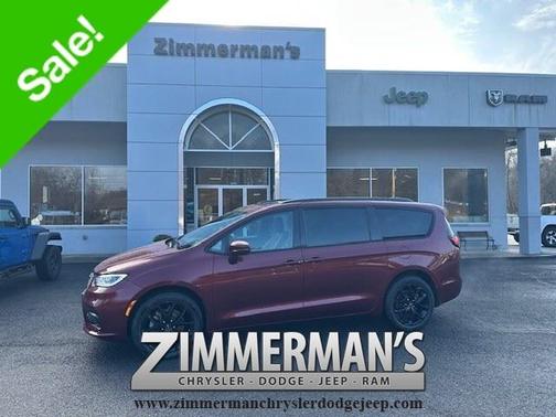 2022 Chrysler Pacifica Touring-L