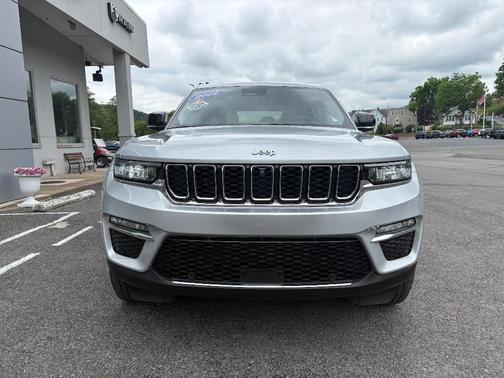 Silver Zynith 2022 Jeep Grand Cherokee 4xe Base