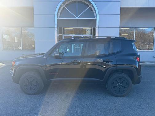 2018 Jeep Renegade Trailhawk