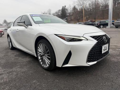 2022 Lexus IS 300 Base