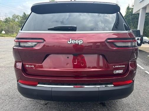 2024 Jeep Grand Cherokee L Laredo
