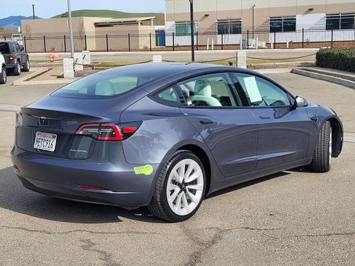 2023 Tesla Model 3 Long Range