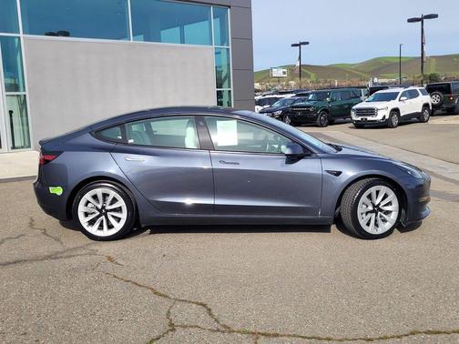 2023 Tesla Model 3 Long Range