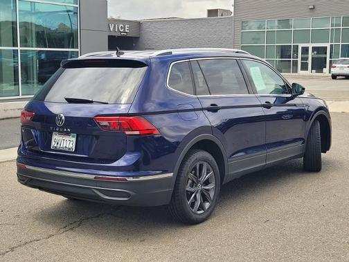 Atlantic Blue 2022 Volkswagen Tiguan 2.0T SE
