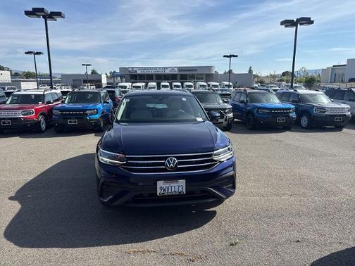 Atlantic Blue 2022 Volkswagen Tiguan 2.0T SE