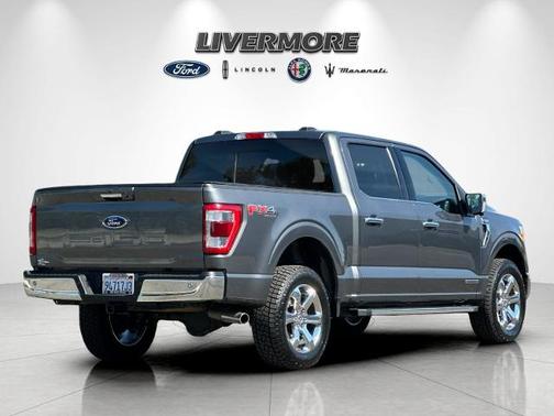 CARBONIZED GRAY METALLIC 2023 Ford F-150 LARIAT