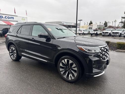 2025 Ford Explorer Platinum