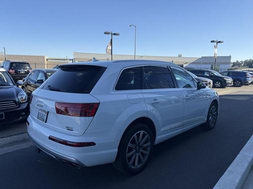 2018 Audi Q7 3.0T Premium Plus