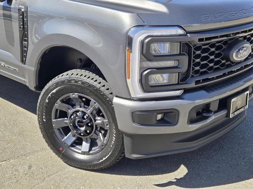 2025 Ford F-250 XL