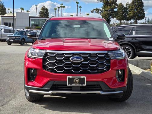 2026 Ford Explorer Platinum