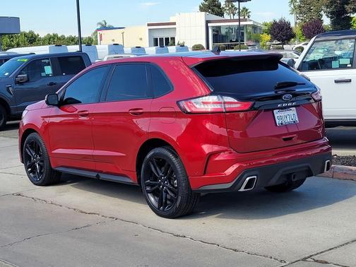2022 Ford Edge ST