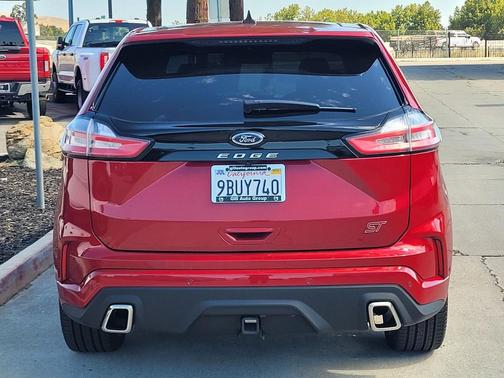 2022 Ford Edge ST