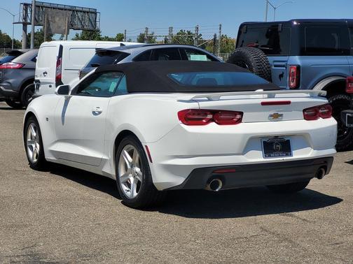 2022 Chevrolet Camaro 1LT
