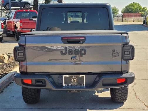 2022 Jeep Gladiator Willys 4x4