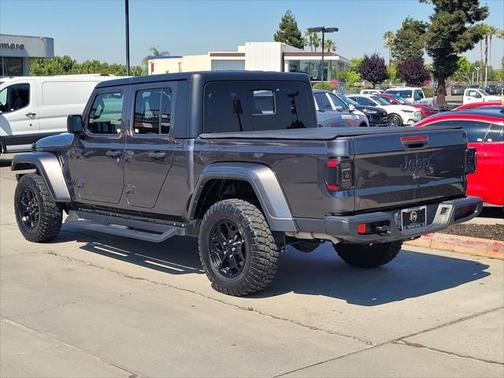 2022 Jeep Gladiator Willys 4x4