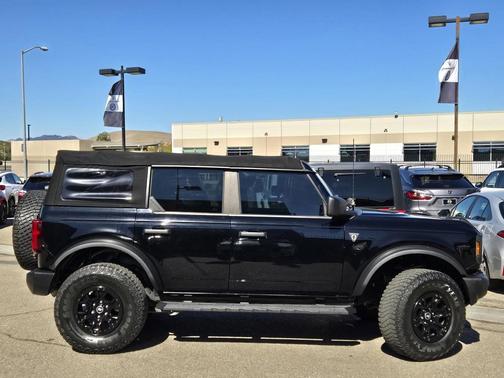 2022 Ford Bronco Base