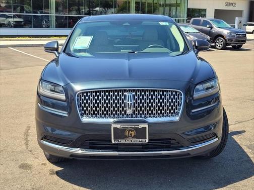 2022 Lincoln Nautilus Standard