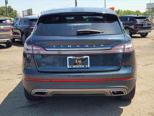 2022 Lincoln Nautilus Standard