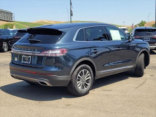 2022 Lincoln Nautilus Standard