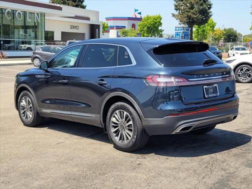 2022 Lincoln Nautilus Standard