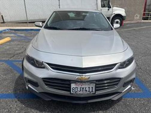 Silver Ice Metallic 2018 Chevrolet Malibu LT W/1LT