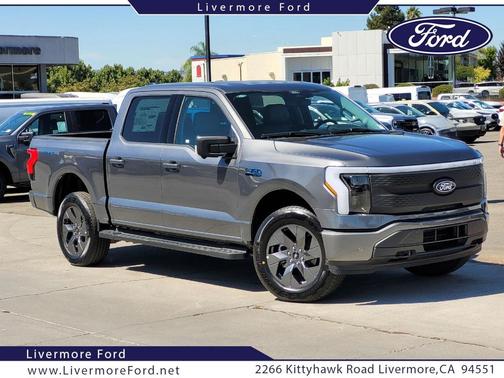 2025 Ford F-150 Lightning Flash
