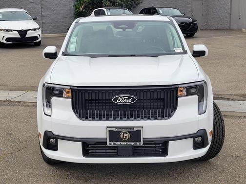 2025 Ford Maverick Lobo Standard