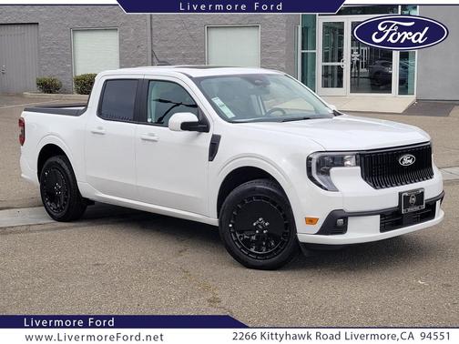 2025 Ford Maverick Lobo Standard