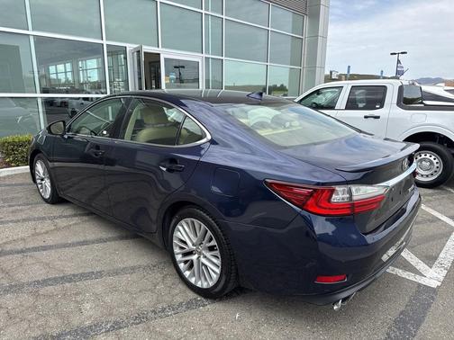 2016 Lexus ES 350 Base