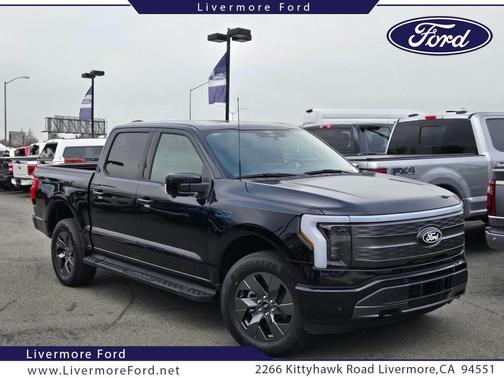2025 Ford F-150 Lightning LARIAT
