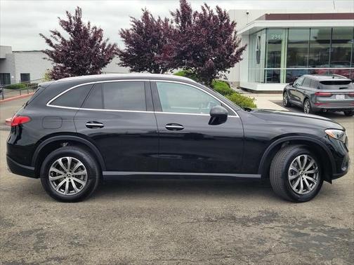 2024 Mercedes-Benz GLC 300 4MATIC