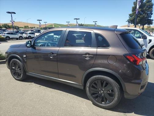 2022 Mitsubishi Outlander Sport 2.0 LE