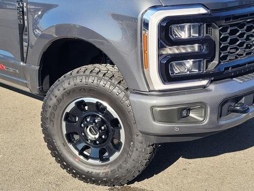 2026 Ford F-250 Lariat