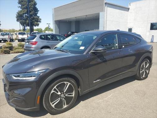 2022 Ford Mustang Mach-E Select