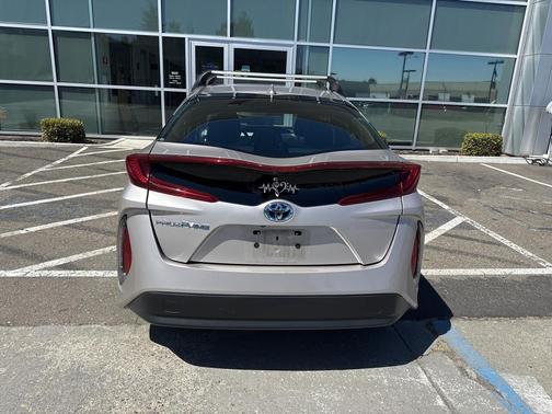 2017 Toyota Prius Prime SE