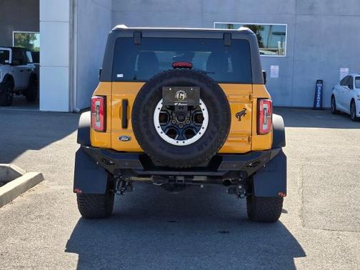 CYBER ORANGE MET TRI-COAT 2022 Ford Bronco BADLANDS