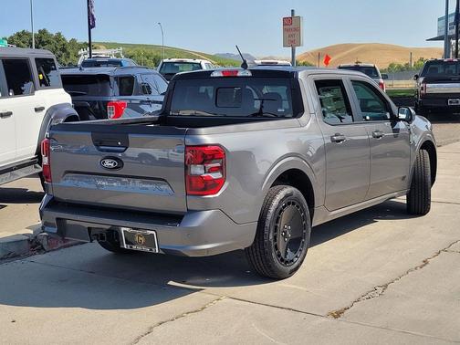 2025 Ford Maverick Lobo