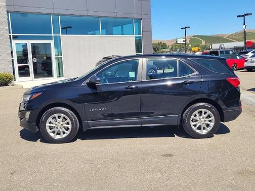Black Metallic 2021 Chevrolet Equinox LS