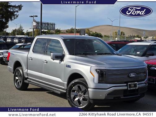 2025 Ford F-150 Lightning LARIAT