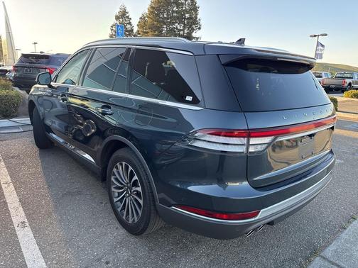 2022 Lincoln Aviator Reserve AWD