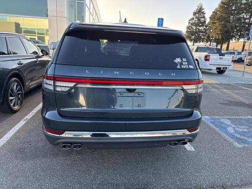 2022 Lincoln Aviator Reserve AWD