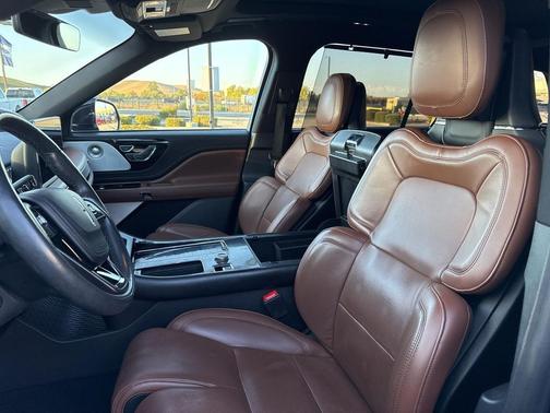 2022 Lincoln Aviator Reserve AWD