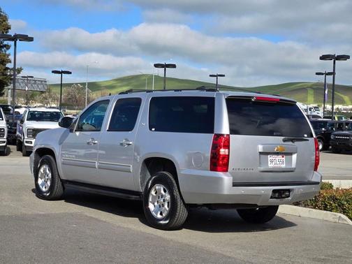 2014 Chevrolet Suburban 1500 LT