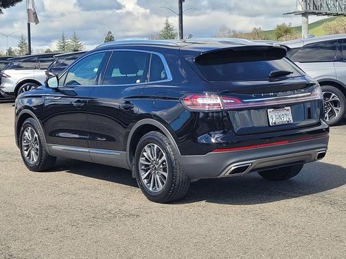 2023 Lincoln Nautilus Standard