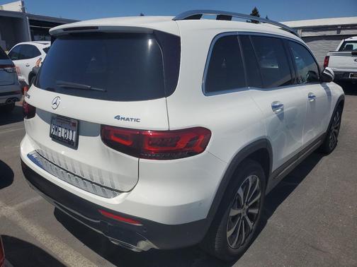 2021 Mercedes-Benz GLB 250 4MATIC